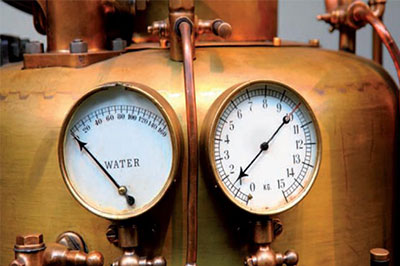 Inspección de control de caldera de vapor